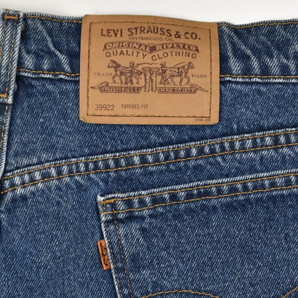 Levi's Vintage Orange Tab Denim Shorts 922 Tapered Fit 24 - Picture 5 of 6